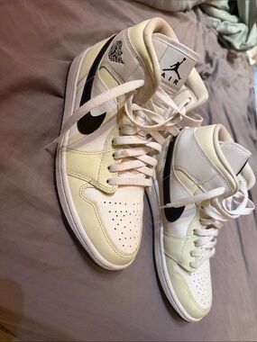 Nike Air Jordan 1 Low Sneakers in Cream & Black